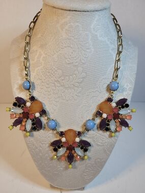 Gold Tone Multi Florettes Statement Adjustable Necklace (C2)